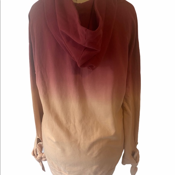Women’s Sweet Claire Ombre Hoodie • Medium - Picture 9 of 16
